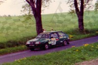 30. Piotr Świeboda i Malina Wiechowska - Łada Samara.   (To zdjęcie w pełnej rozdzielczości możesz kupić na www.kwa-kwa.pl )