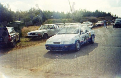 121. Ford Sierra Cosworth RS Tomasza Dąbrowskiego.   (To zdjęcie w pełnej rozdzielczości możesz kupić na www.kwa-kwa.pl )