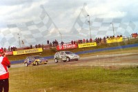 79. Krzysztof Groblewski - VW Polo i Piotr Tyszkiewicz - Peugeot 106 XSi  (To zdjęcie w pełnej rozdzielczości możesz kupić na www.kwa-kwa.pl )