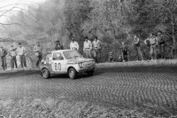 54. J.Strzelecki i K.Adamski - Polski Fiat 126p   (To zdjęcie w pełnej rozdzielczości możesz kupić na www.kwa-kwa.pl )