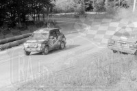 45. Włodzimierz Pawluczuk - Polski Fiat 126p   (To zdjęcie w pełnej rozdzielczości możesz kupić na www.kwa-kwa.pl )