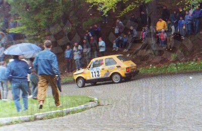 84. Krzysztof Koczur i Ryszard Ciupka - Polski Fiat 126p.   (To zdjęcie w pełnej rozdzielczości możesz kupić na www.kwa-kwa.pl )