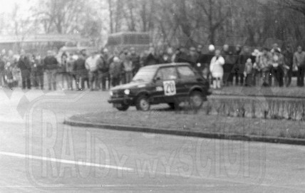 35. Wlodzimierz Skrodzki i P.Pudłowski - Polski Fiat 126p.   (To zdjęcie w pełnej rozdzielczości możesz kupić na www.kwa-kwa.pl )