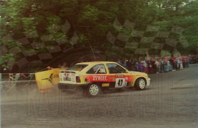 59. Piotr Świeboda i Malina Wiechowska - Opel Kadett GSi 16V.   (To zdjęcie w pełnej rozdzielczości możesz kupić na www.kwa-kwa.pl )