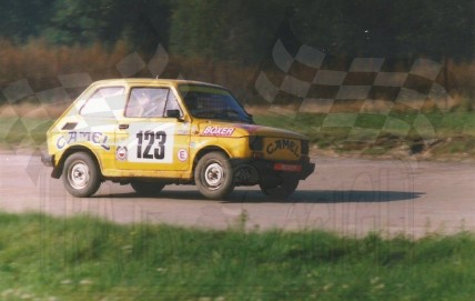 34. Krzysztof Ruciński - Polski Fiat 126p.   (To zdjęcie w pełnej rozdzielczości możesz kupić na www.kwa-kwa.pl )