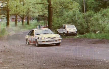 113. Wiesław Stec i Artur Skorupa - Opel Manta GTE.   (To zdjęcie w pełnej rozdzielczości możesz kupić na www.kwa-kwa.pl )