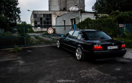 BMW E38 V8 4.4 - Banditen Wagen Projekt