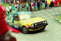 92. Lesław Orski i Tomasz Chmiel - VW Golf GTi 16V.   (To zdjęcie w pełnej rozdzielczości możesz kupić na www.kwa-kwa.pl )