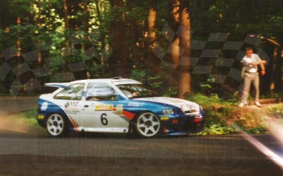 33. Yves Loubet i Michał Kociołek- Ford Escort Cosworth RS.   (To zdjęcie w pełnej rozdzielczości możesz kupić na www.kwa-kwa.pl )