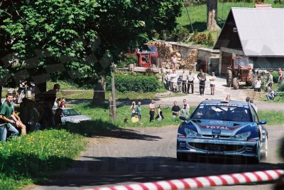 28. Miguel Campos i Carlos Magalhaes - Peugeot 206 WRC  (To zdjęcie w pełnej rozdzielczości możesz kupić na www.kwa-kwa.pl )