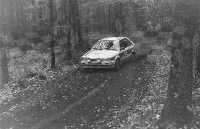 76. Timo Kuivinen i Stanisław Kozłowski - Mazda 323 4wd.   (To zdjęcie w pełnej rozdzielczości możesz kupić na www.kwa-kwa.pl )