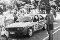 33. Dominique Dumont i Christian Sterickx - Renault 11 Turbo.   (To zdjęcie w pełnej rozdzielczości możesz kupić na www.kwa-kwa.pl )