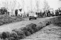 143. Wojciech Śmiechowski i Grzegorz Molas - Polski Fiat 126p.   (To zdjęcie w pełnej rozdzielczości możesz kupić na www.kwa-kwa.pl )