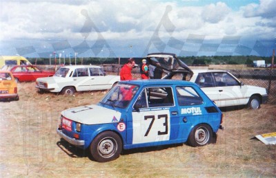 1. Polski Fiat 126p Krzysztofa Gawrońskiego.   (To zdjęcie w pełnej rozdzielczości możesz kupić na www.kwa-kwa.pl )