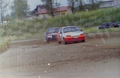 14. W.Białka - Ford Fiesta XR2i , Jakub Iwanek - Peugeot 205 GTi   (To zdjęcie w pełnej rozdzielczości możesz kupić na www.kwa-kwa.pl )