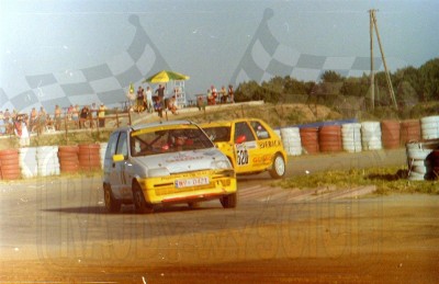 64. Wojciech Białowąs - Fiat Cinquecento i Tomasz Oleksiak - Peugeot 106 XSi   (To zdjęcie w pełnej rozdzielczości możesz kupić na www.kwa-kwa.pl )