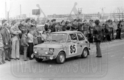 Jerzy Werner i Bogumił Żelaziński - Polski Fiat 126p. To zdjęcie w pełnej rozdzielczości możesz kupić na http://kwa-kwa.pl