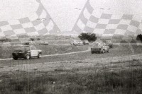 30. Polskie Fiaty 126p na trasie wyścigu  (To zdjęcie w pełnej rozdzielczości możesz kupić na www.kwa-kwa.pl )