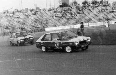 68. Nr.33.Sławomir Szaflicki i S.Kaim, nr.5.Romuald Chałas i Zbigniew Atłowski - Polonezy 1600.   (To zdjęcie w pełnej rozdzielczości możesz kupić na www.kwa-kwa.pl )