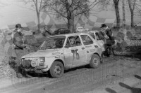 113. Andrzej Szyjkowski i Andrzej Martynkin - Polski Fiat 126p  (To zdjęcie w pełnej rozdzielczości możesz kupić na www.kwa-kwa.pl )