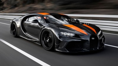 Bugatti hits 304.77mph in a Chiron | Top Gear