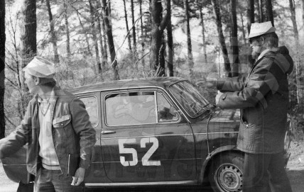 45. Edward Jaroszyński - Fiat 850  (To zdjęcie w pełnej rozdzielczości możesz kupić na www.kwa-kwa.pl )