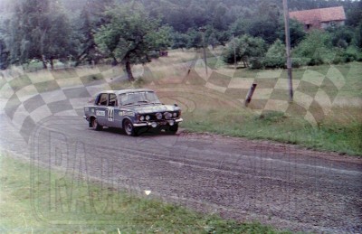 96. Józef Ważny i Jacek Żukowski - Polski Fiat 125p 1500  (To zdjęcie w pełnej rozdzielczości możesz kupić na www.kwa-kwa.pl )