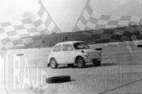 Andrzej Mordzewski - Fiat Abarth 850. To zdjęcie w pełnej rozdzielczości możesz kupić na http://kwa-kwa.pl