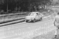 49. Jerzy Skadorwa i Robert Skadorwa - Polski Fiat 126p.   (To zdjęcie w pełnej rozdzielczości możesz kupić na www.kwa-kwa.pl )