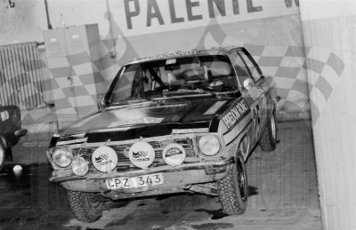 9. Karl Gernandt i Fergus Sager - Opel Ascona  (To zdjęcie w pełnej rozdzielczości możesz kupić na www.kwa-kwa.pl )