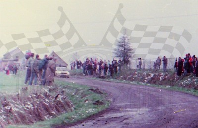21. Ryszard Granica i Piotr Granica - Renault 5 GT Turbo.   (To zdjęcie w pełnej rozdzielczości możesz kupić na www.kwa-kwa.pl )
