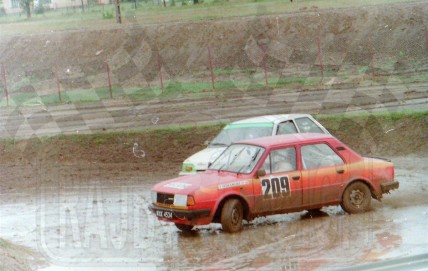 4. Janusz Siniarski - Skoda 135, Adam Polak - Ford Fiesta XR2i   (To zdjęcie w pełnej rozdzielczości możesz kupić na www.kwa-kwa.pl )