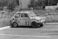 233. Polski Fiat 126p załogi Piotr Kozłowiecki i Andrew Kolson.   (To zdjęcie w pełnej rozdzielczości możesz kupić na www.kwa-kwa.pl )