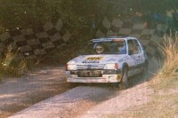 169. Robert Kępka i Wojciech Kruzel - Peugeot 205 GTi.   (To zdjęcie w pełnej rozdzielczości możesz kupić na www.kwa-kwa.pl )