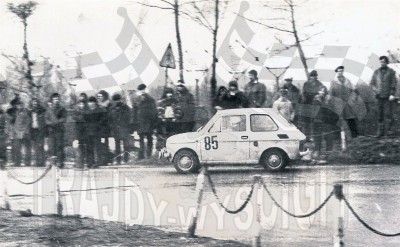 Piotr Śnieg i Tomasz Śnieg - Polski Fiat 126p. To zdjęcie w pełnej rozdzielczości możesz kupić na http://kwa-kwa.pl