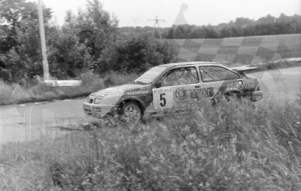 5. Marc Soulet i Philippe Willem - Ford Sierra RS Cosworth.   (To zdjęcie w pełnej rozdzielczości możesz kupić na www.kwa-kwa.pl )