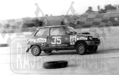 Jerzy Landsberg - Renault 5 TS. To zdjęcie w pełnej rozdzielczości możesz kupić na http://kwa-kwa.pl