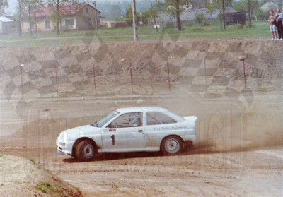 62. Paweł Przybylski - Ford Escort Cosworth RS   (To zdjęcie w pełnej rozdzielczości możesz kupić na www.kwa-kwa.pl )