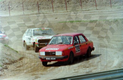 54. Janusz Siniarski - Skoda 135, Krzysztof Godwod - Polonez 1600C   (To zdjęcie w pełnej rozdzielczości możesz kupić na www.kwa-kwa.pl )