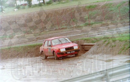 2. Janusz Siniarski - skoda 135L   (To zdjęcie w pełnej rozdzielczości możesz kupić na www.kwa-kwa.pl )