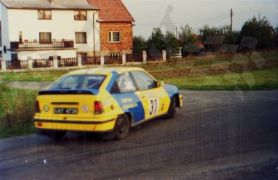 62. Dariusz Wirkijowski i Piotr Gulbas - Opel Kadett GSi 16V.   (To zdjęcie w pełnej rozdzielczości możesz kupić na www.kwa-kwa.pl )