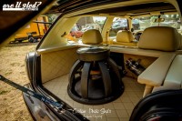 Are U 9ted by Selected 086