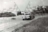 92. Ryszard Adamek i Jerzy Stopa - FSO 1600  (To zdjęcie w pełnej rozdzielczości możesz kupić na www.kwa-kwa.pl )
