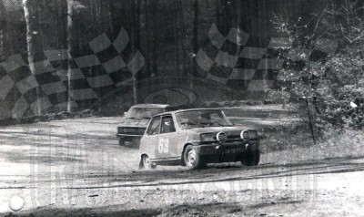 63. Andrzej Mordzewski - Renault R5 TS  (To zdjęcie w pełnej rozdzielczości możesz kupić na www.kwa-kwa.pl )