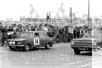 Janusz Książkiewicz i Ireneusz Porada - Polski Fiat 125p 1500. To zdjęcie w pełnej rozdzielczości możesz kupić na http://kwa-kwa.pl