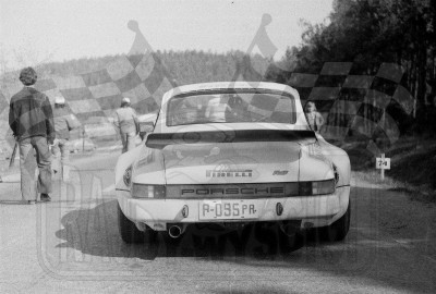 43. Porsche Carrera RS Adama Smorawińskiego  (To zdjęcie w pełnej rozdzielczości możesz kupić na www.kwa-kwa.pl )