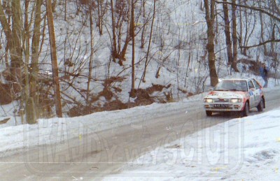 1. Marian Bublewicz i Ryszard Żyszkowski - Mazda 323 4wd Turbo.   (To zdjęcie w pełnej rozdzielczości możesz kupić na www.kwa-kwa.pl )