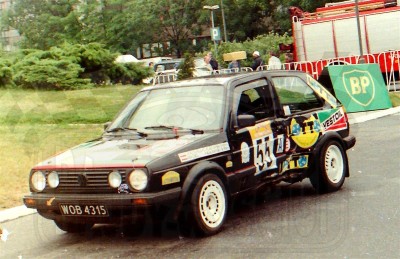 196. Jerzy Wierzbołowski i Maciej Pasławski - VW Golf GTi 16V.   (To zdjęcie w pełnej rozdzielczości możesz kupić na www.kwa-kwa.pl )