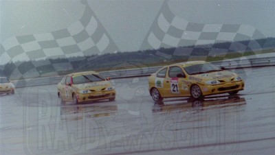 72. Nr.21.Zbigniew Szwagierczak, nr.3.Adam Polak - Remaulty Megane coupe.   (To zdjęcie w pełnej rozdzielczości możesz kupić na www.kwa-kwa.pl )