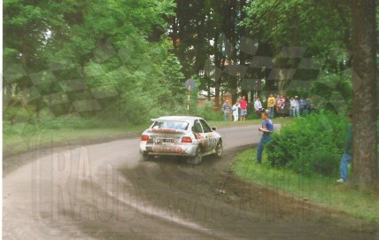120. Andrzej Chojnacki i Marek Skrobotowicz - Ford Escort Cosworth RS   (To zdjęcie w pełnej rozdzielczości możesz kupić na www.kwa-kwa.pl )